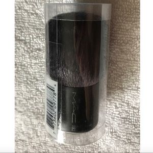 MAC COSMETICS KABUKI BRUSH 182, BN, NATURAL FIBERS